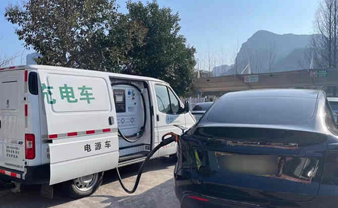 红河哈尼族彝族自治州汽车搭电